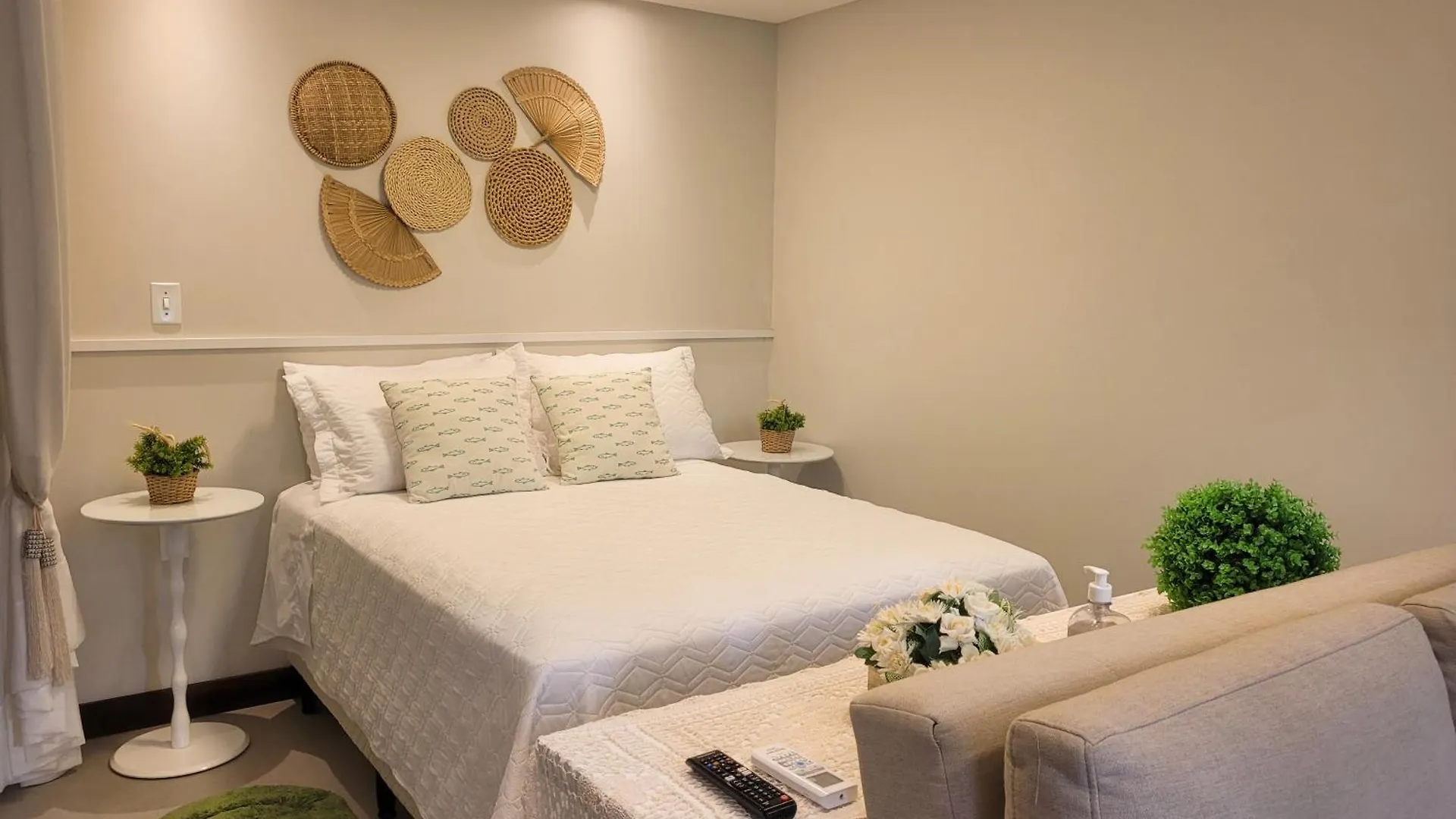 Residence Farol - Loft 210 Laguna Apartment